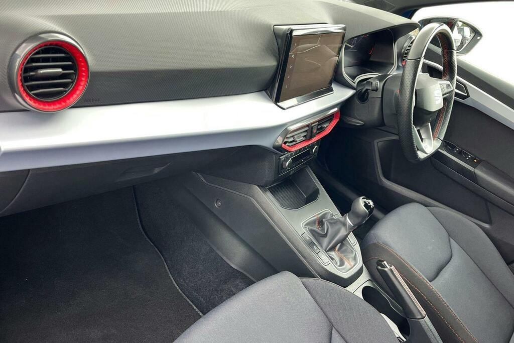 Seat Ibiza 1.0 Tsi Fr Hatchback GJ24EXB Blue #2