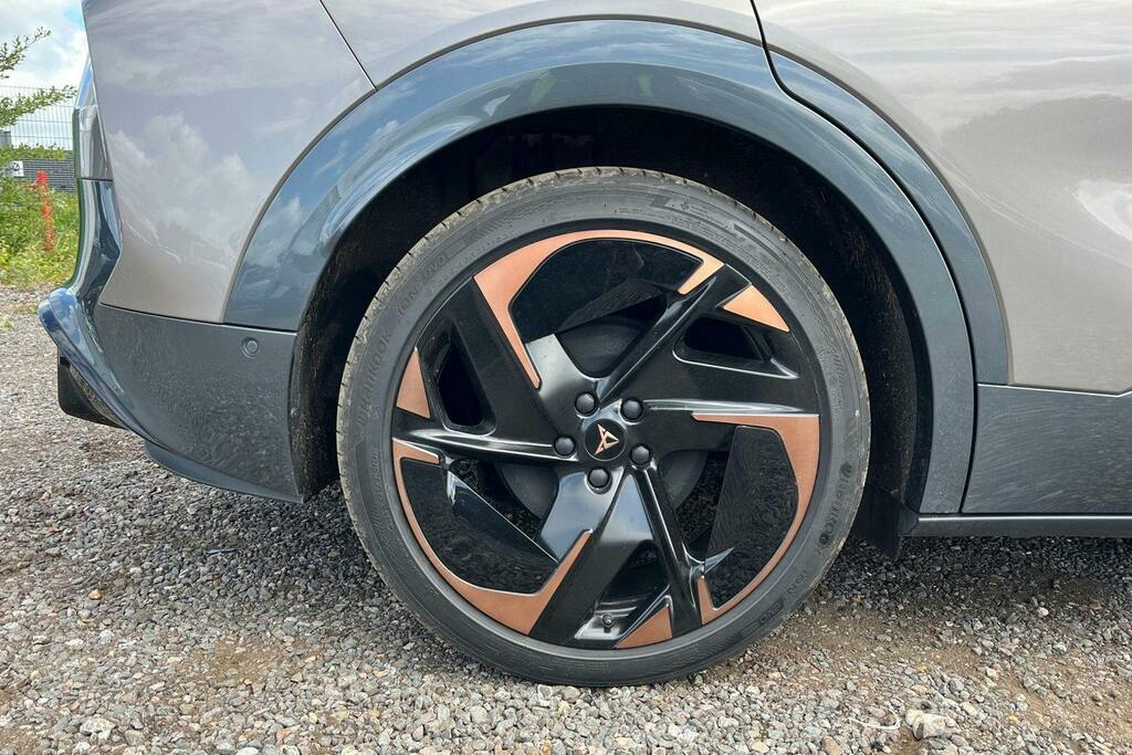 Cupra Tavascan 77Kwh Vz1 Suv Coupe 4Drive KN75YSA Grey #5
