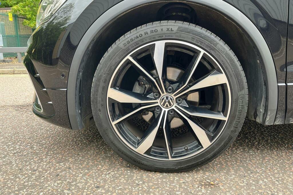 Volkswagen Tiguan 1.5 Tsi R-line Suv Dsg GL72XTY Black #5
