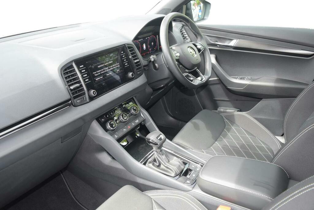 Skoda Karoq 1.5 Tsi Act Sportline Suv Dsg Grey #2