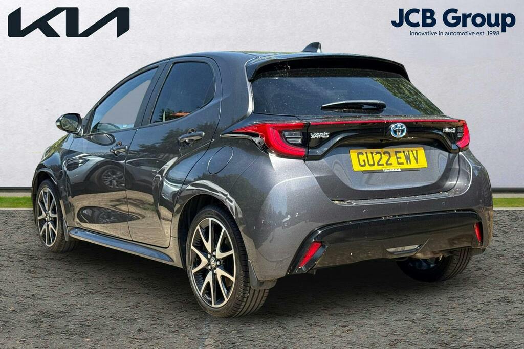 Toyota Yaris 1.5 Vvt H Dynamic Hatchback Hybrid E Cv GU22EWV Grey #3