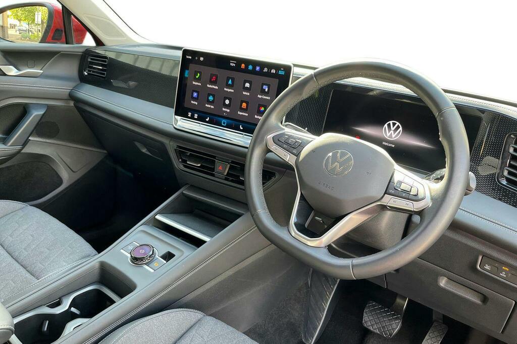 Volkswagen Tiguan 1.5 Etsi Mhev Match Suv Hybrid Dsg GL24PGV Red #6