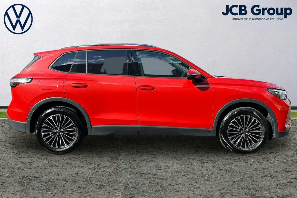 Volkswagen Tiguan 1.5 Etsi Mhev Match Suv Hybrid Dsg GL24PGV Red #4