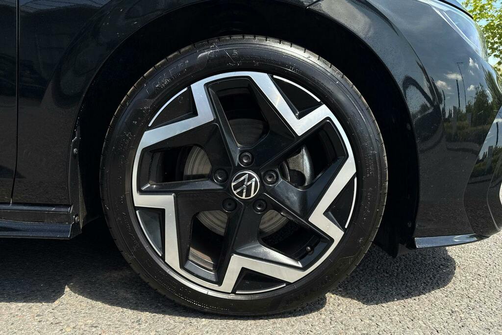 Volkswagen Golf 1.5 Tsi R-line Hatchback KP75WKG Black #5