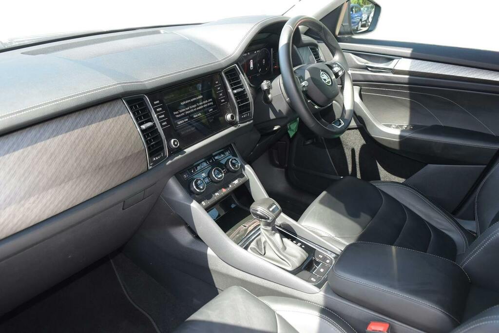 Skoda Kodiaq 1.5 Tsi Act Se L Executive Suv Dsg LF24MXV Grey #2