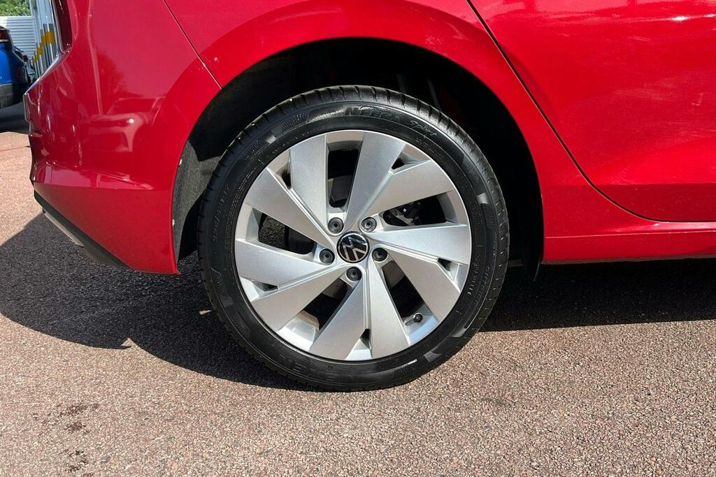 Volkswagen Golf 1.5 Tsi Style Hatchback GJ23PZH Red #5