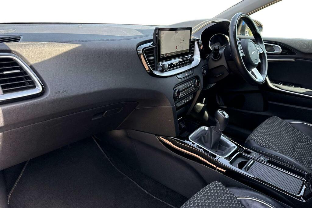 Kia Xceed 1.5 T Gdi 3 Suv GL23XXT Blue #2