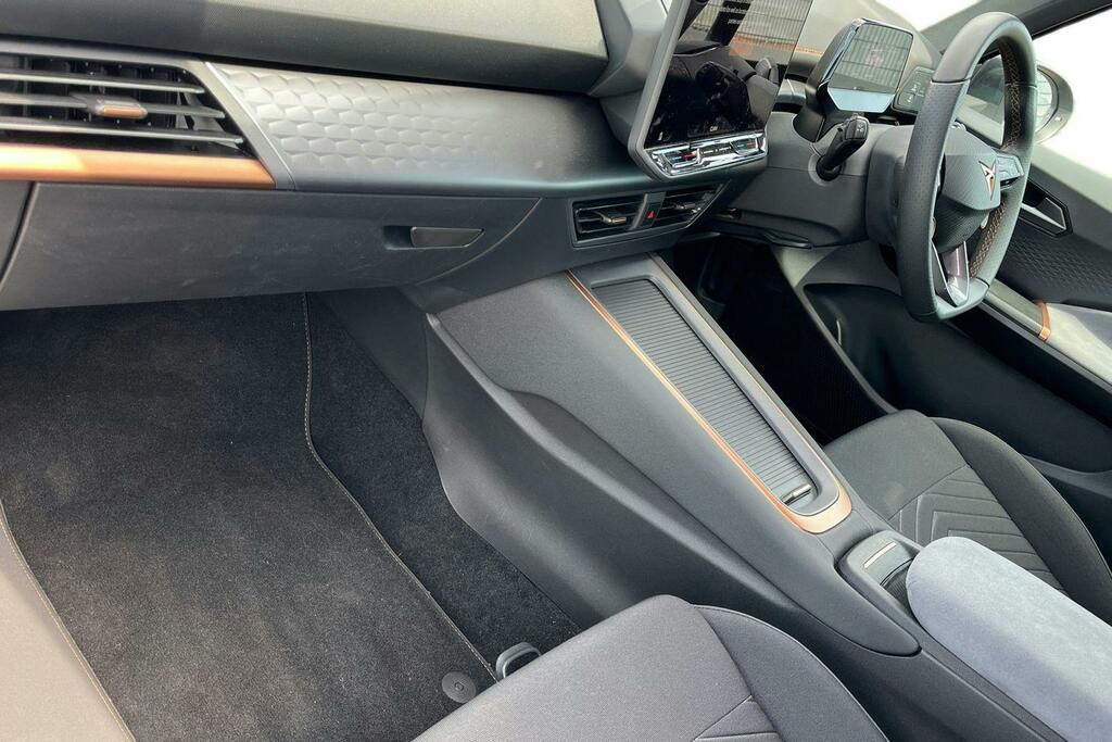 Cupra Born E Boost 59Kwh V1 Hatchback GL75HBH White #2