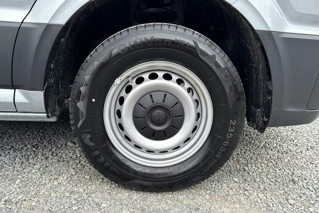 Volkswagen Crafter 2.0 Tdi Cr35 Commerce Plus Panel Van Ma GY25XMG Silver #5