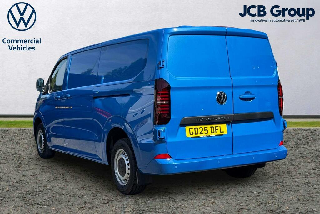 Volkswagen Transporter 2.0 Tdi T30 Commerce Plus Panel Van Aut GD25DFL Blue #3