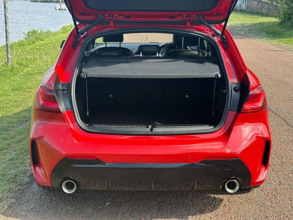 BMW 1 Series 2L M Sport VE69USJ Red #6