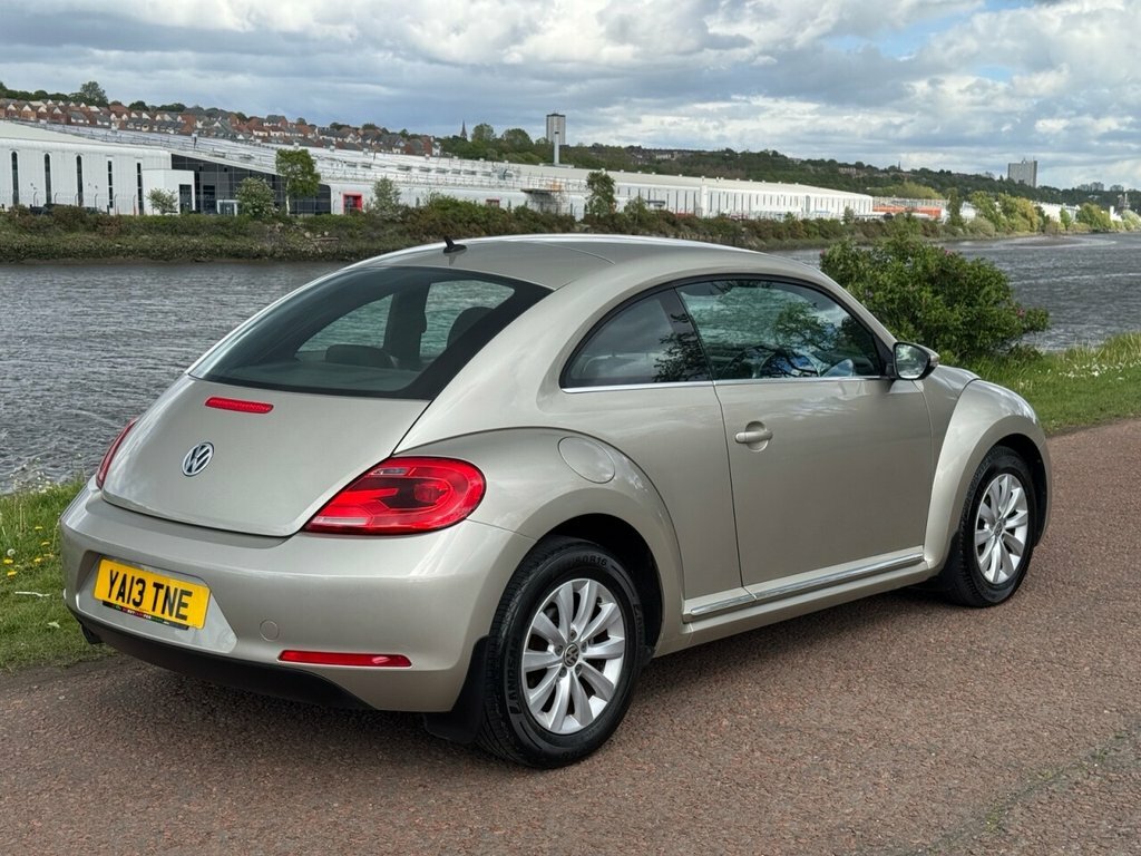 Volkswagen Beetle 1.6L Design Silver #4