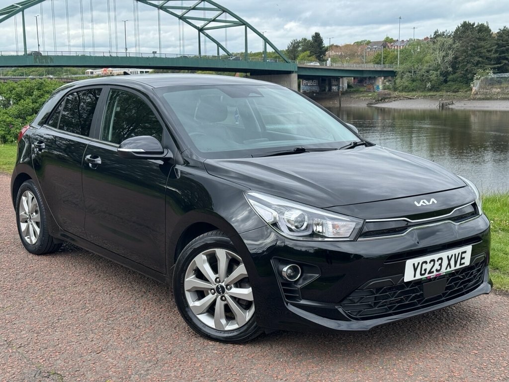 Kia RIO 1L 3 Black