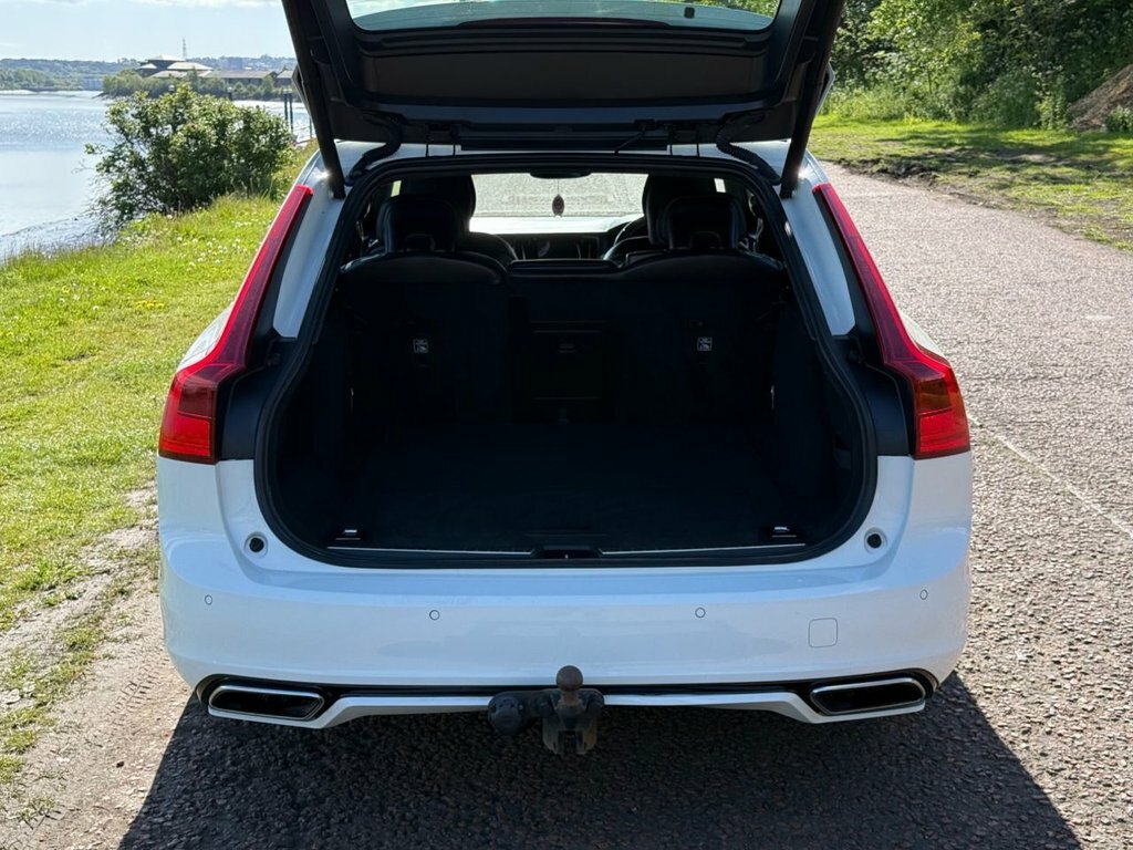 Volvo V90 2L R-design ST69VPU White #6