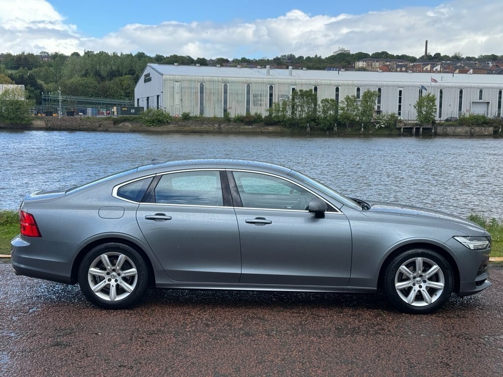 Volvo S90 Saloon YN68HZY Grey #4
