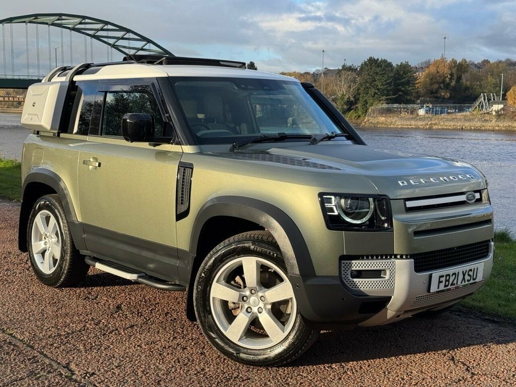 Land Rover Defender 3L First Edition Green