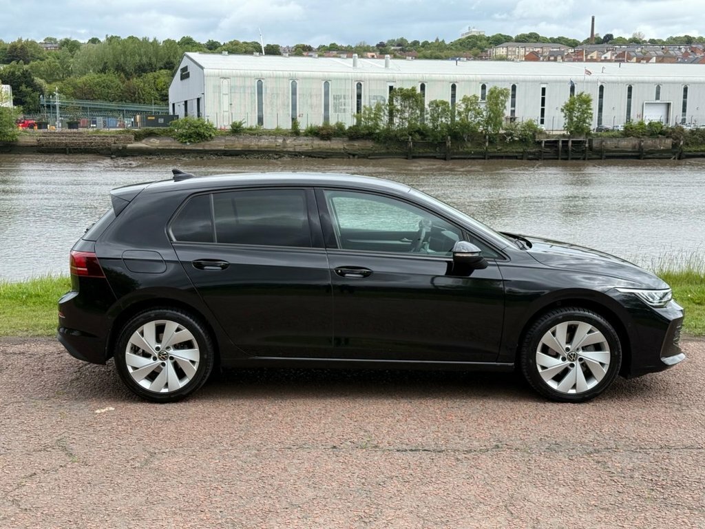 Volkswagen Golf 1L Match NA25HDU Black #3