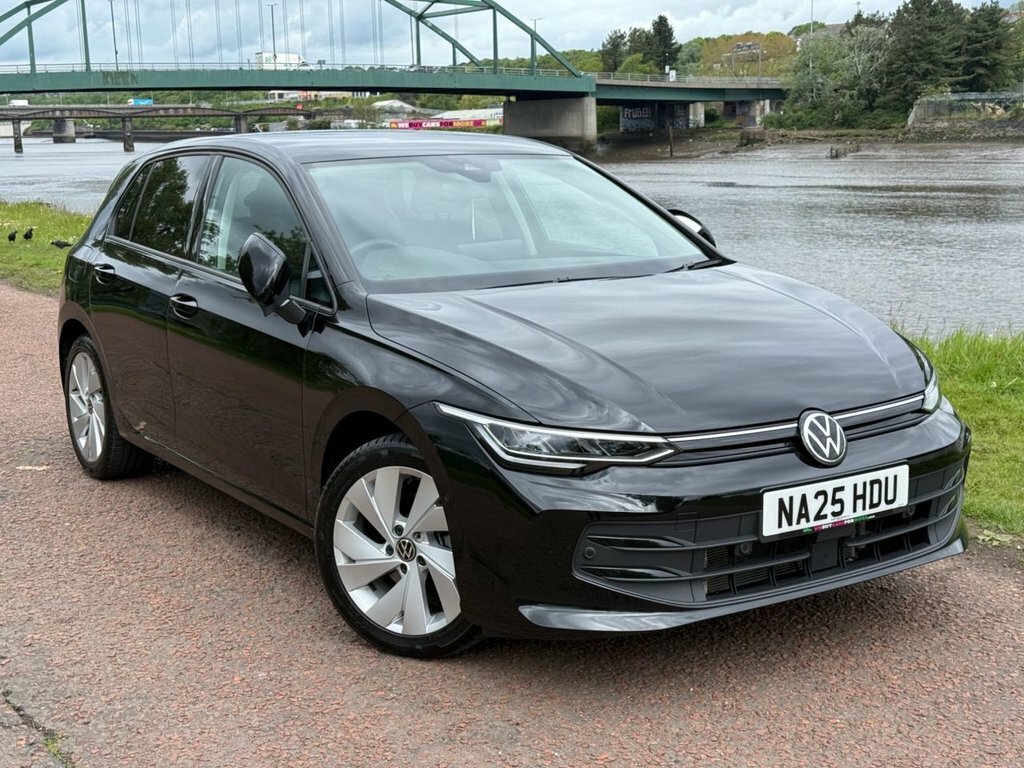 Volkswagen Golf 1L Match Black