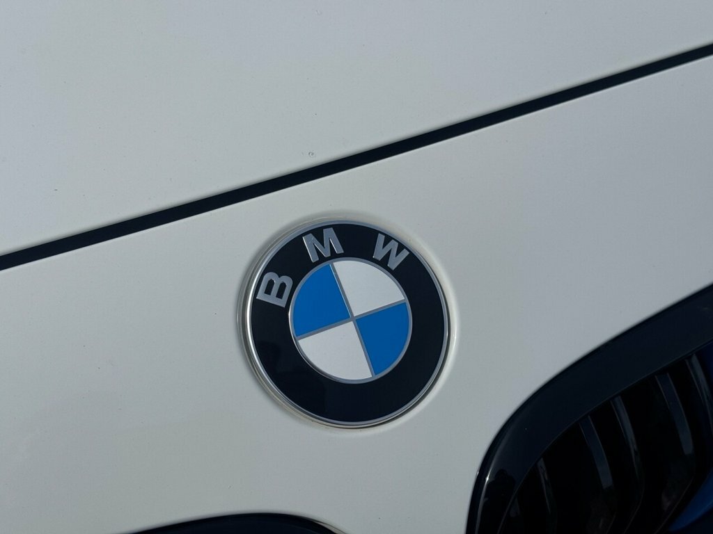 BMW 1 Series 3L Shadow Edition SB19TXT White #3