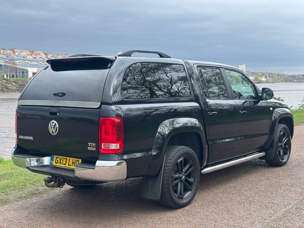 Volkswagen Amarok 2L Highline Black #4