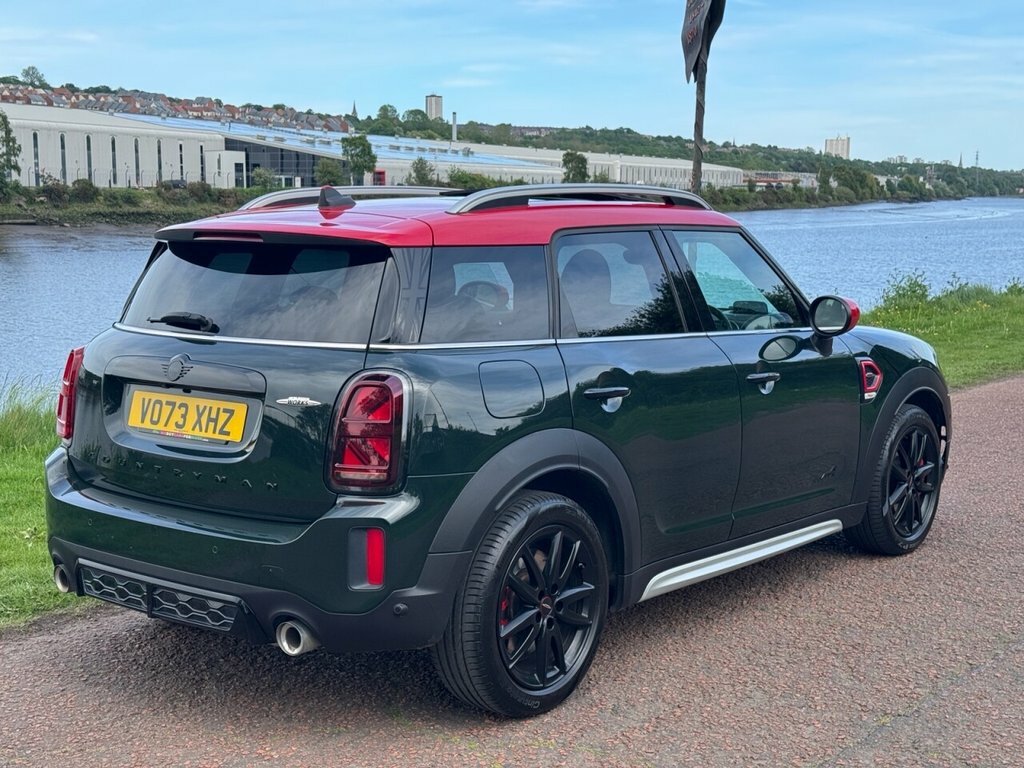 Mini Hatch 2L John Cooper Works VO73XHZ Green #5