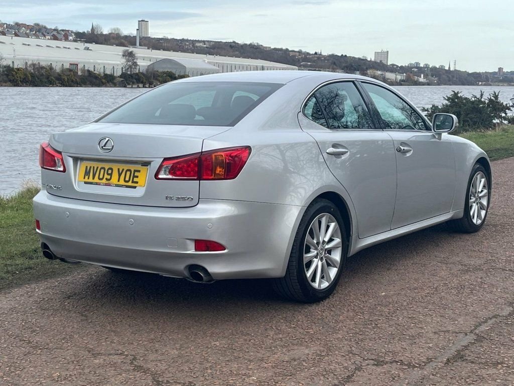 Lexus IS 2.5L Se-i Silver #4