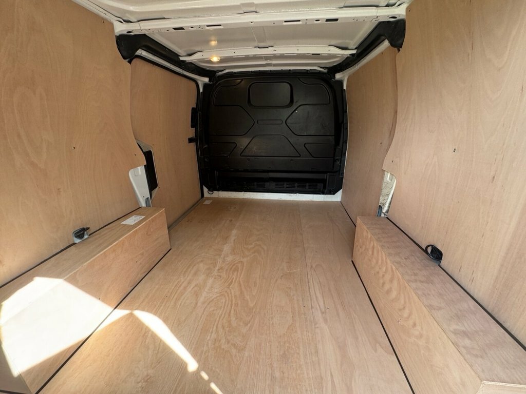 Ford Transit Custom 2L Leader MA71XNN White #6