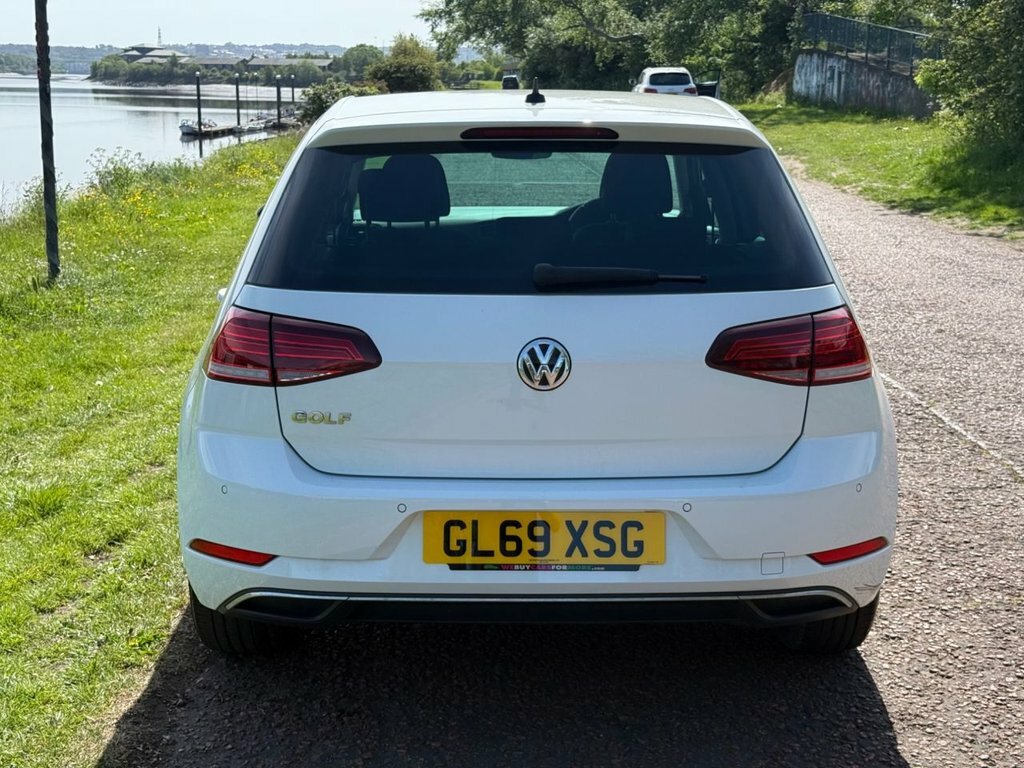 Volkswagen Golf 1L Match Edition GL69XSG White #5