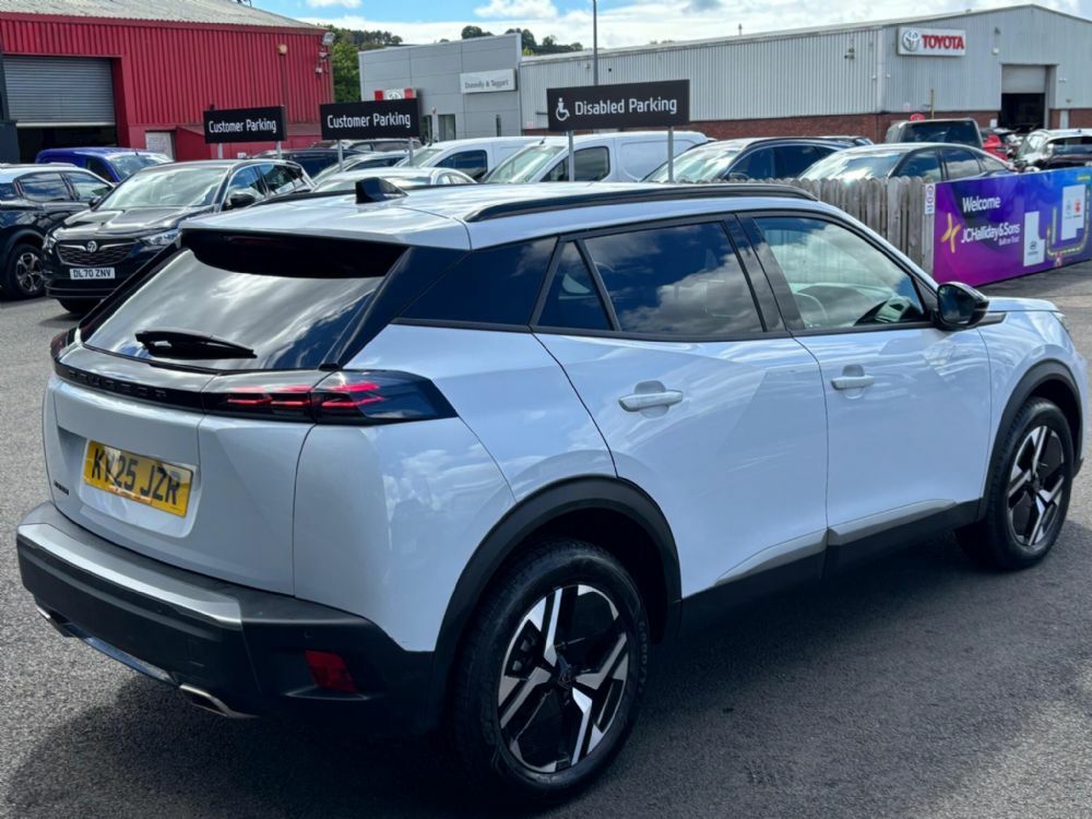 Peugeot 2008 1.2 Puretech Allure Euro 6 S S KV25JZR White #6