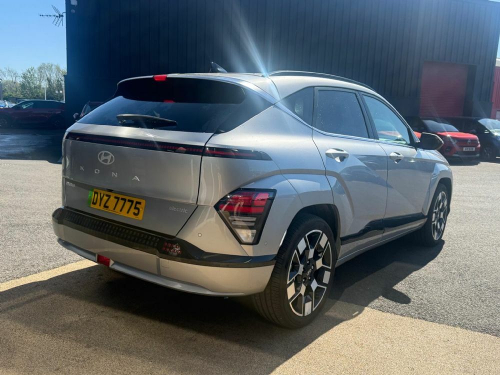 Hyundai Kona 65.4Kwh Ultimate DYZ7775 Silver #2