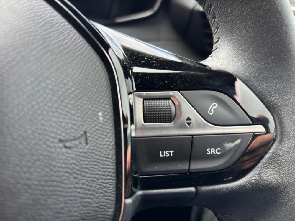 Peugeot 2008 1.2 Puretech Allure Euro 6 S S HN24OBD Red #6