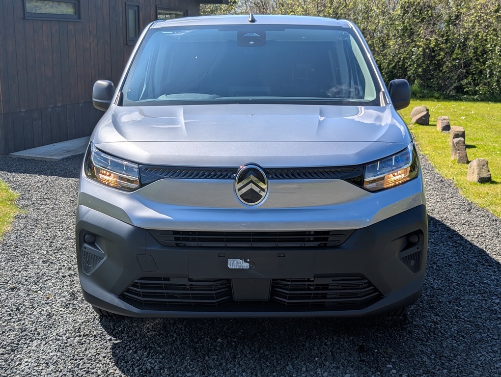 Citroen Berlingo XL 1.5Bhdi 100Hp Enterprise Crew Unregistered AD3657 Grey #2