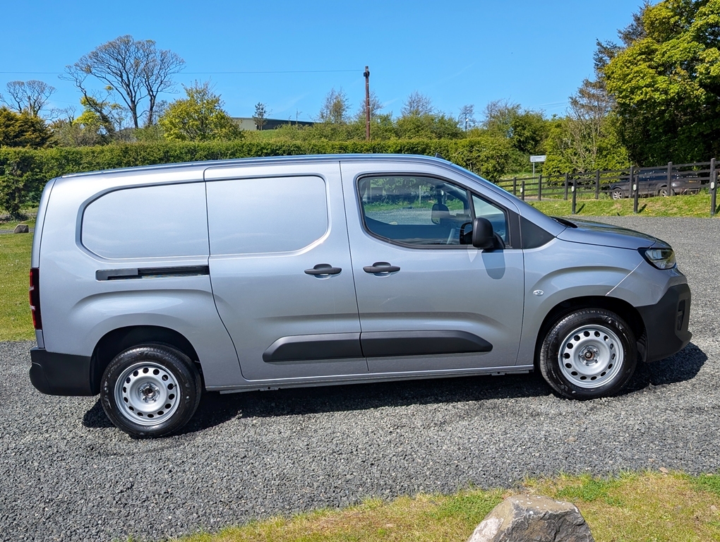 Citroen Berlingo XL 1.5Bhdi 100Hp Enterprise Crew Unregistered AD3657 Grey #5