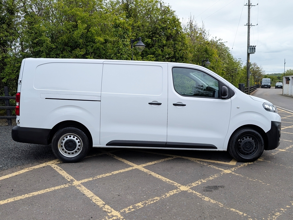 Citroen Dispatch XL 2.0Bhdi 145Hp Enterprise Edition PK23EUP White #6