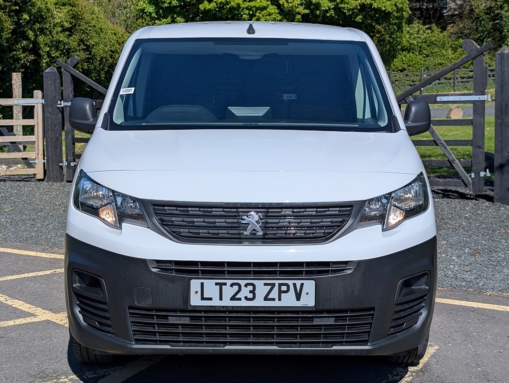 Peugeot Partner 1.5Bhdi 100Hp Professionl Premium LT23ZPV White #2