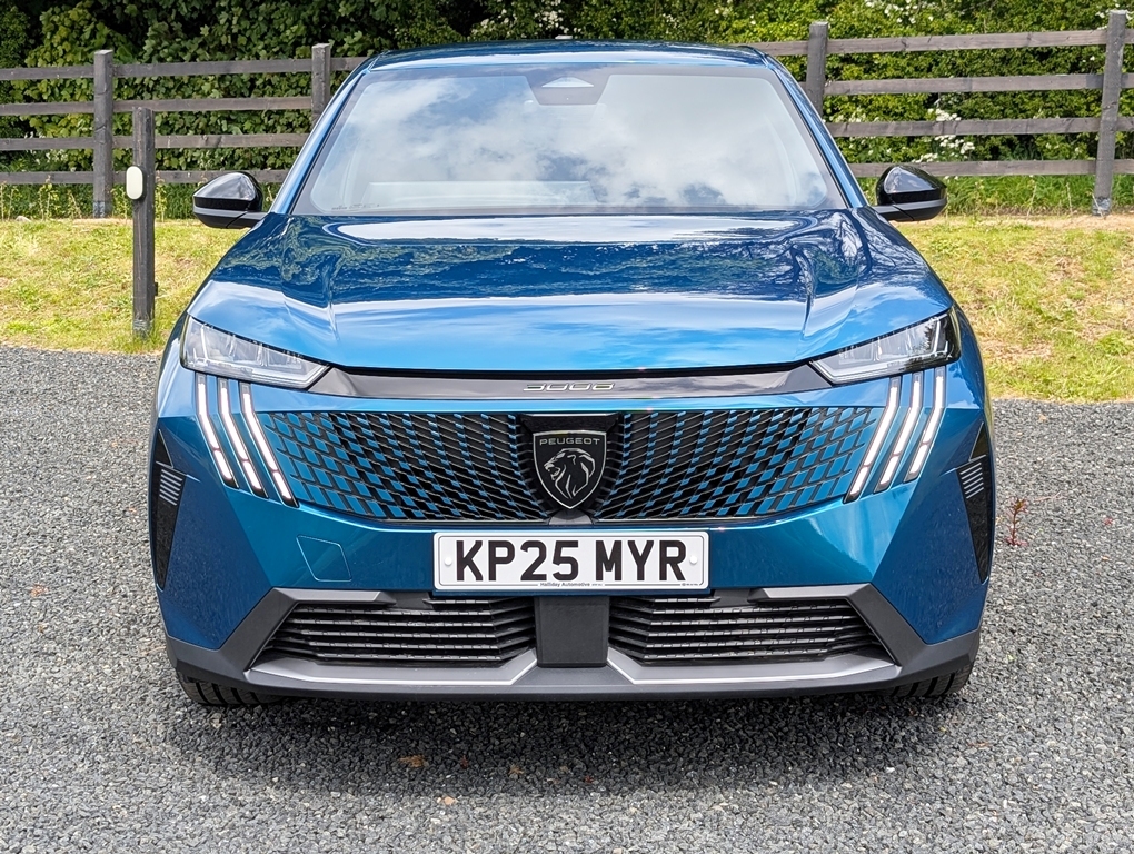 Peugeot 3008 1.2 136Hp Allure Mhev KP25MYR Blue #2