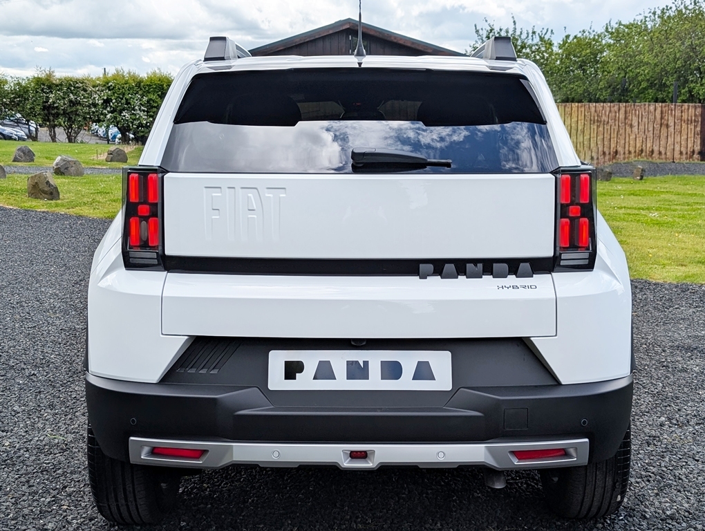 Fiat Grande Punto Panda 1.2 110Hp La Prima Mhev White #4