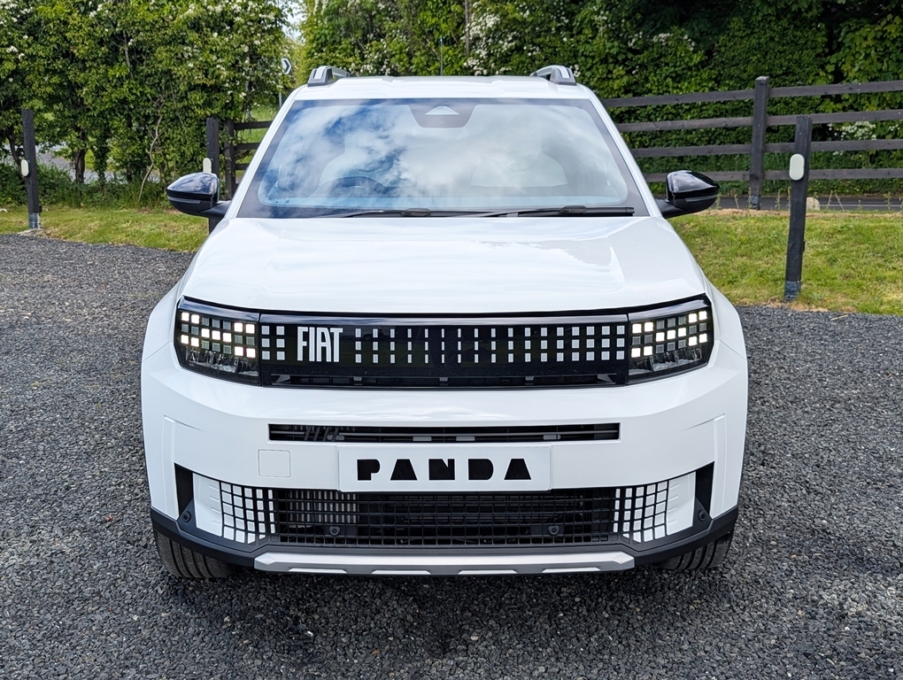 Fiat Grande Punto Panda 1.2 110Hp La Prima Mhev White #2