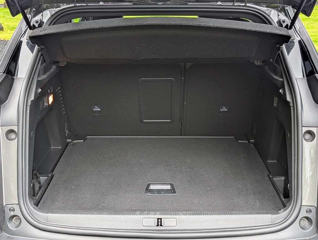 Peugeot 3008 1.5Bhdi 130Hp Gt YB23TZK Grey #6
