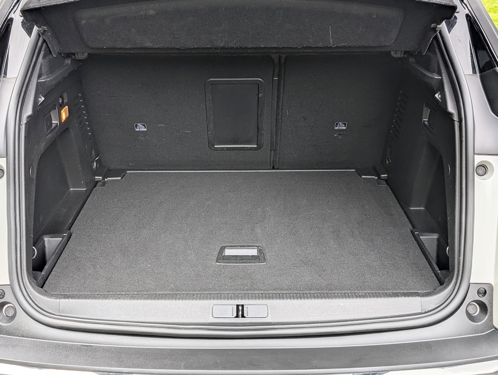 Peugeot 3008 1.5Bhdi 130Hp Gt Pan Sunroof EA22ZNE White #6