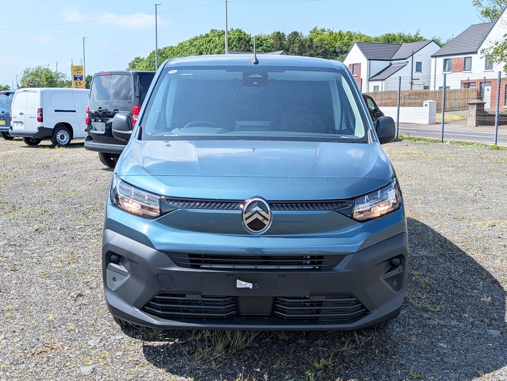 Citroen Berlingo XL 1.5Bhdi 100Hp Enterprise Crew Unregistered  Blue #2