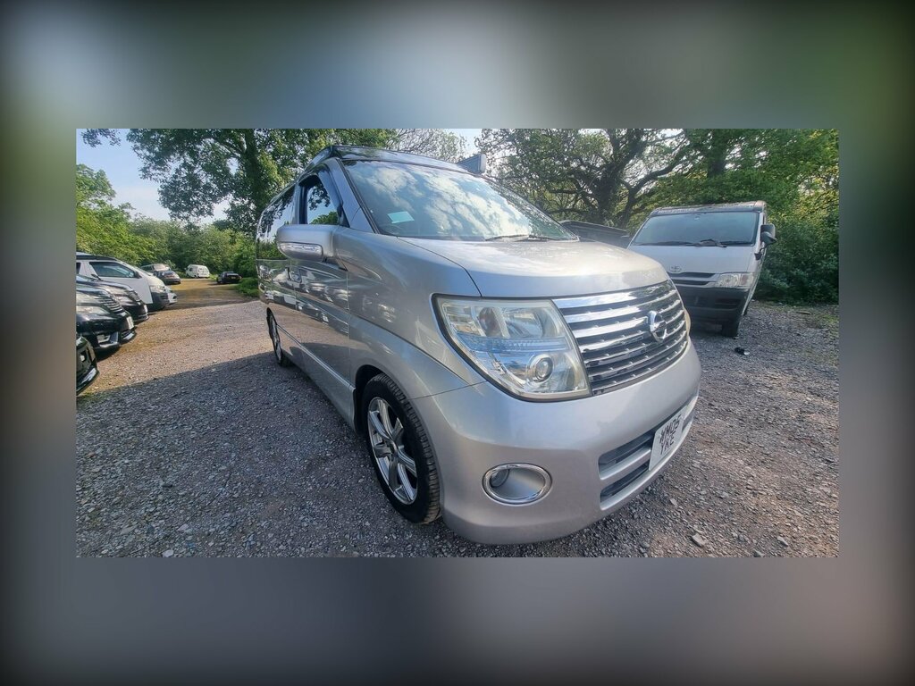Nissan Elgrand Pop Top 4 Berth Full Camper Comversion WM05YKE Grey