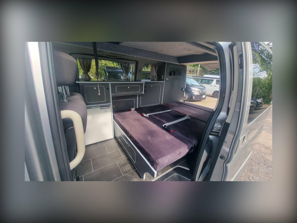 Nissan Elgrand Pop Top 4 Berth Full Camper Comversion WM05YKE Grey #5