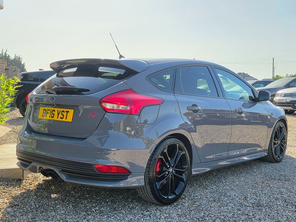 Ford Focus 2.0T Ecoboost St-3 Euro 6 Ss BF16YST Grey #6