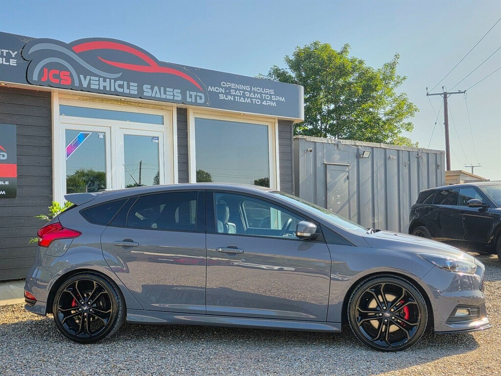 Ford Focus 2.0T Ecoboost St-3 Euro 6 Ss BF16YST Grey #3