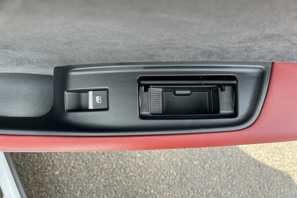 Audi SQ8 Petrol Black #48