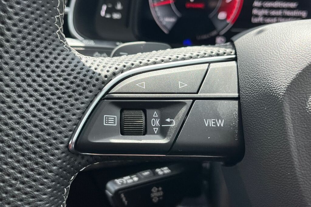 Audi SQ8 Petrol Black #16