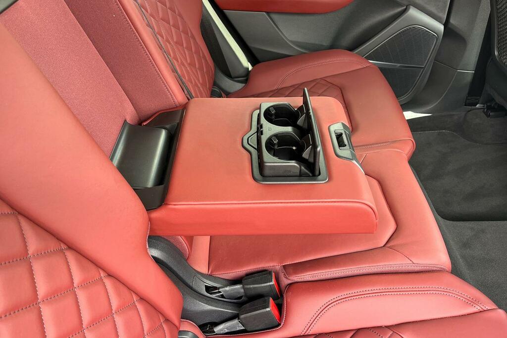 Audi SQ8 Petrol Black #47