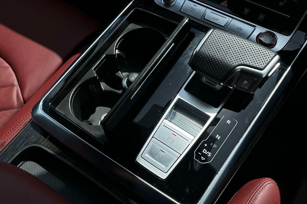 Audi SQ8 Petrol Black #29