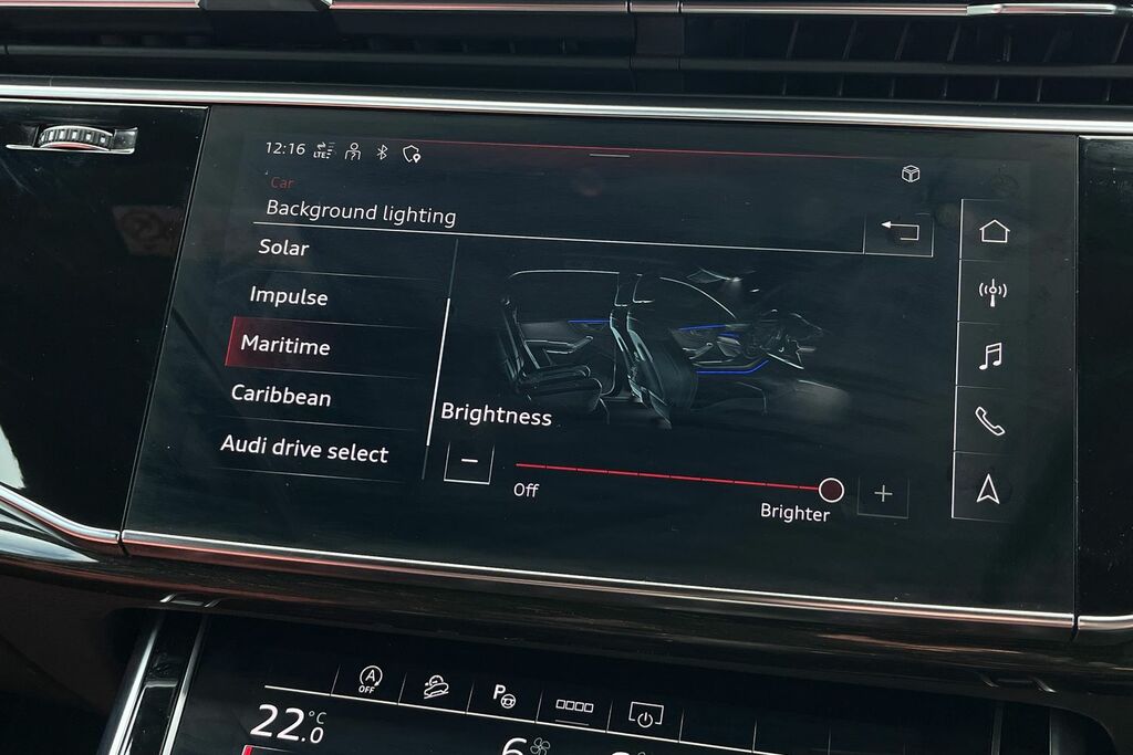 Audi SQ8 Petrol Black #34